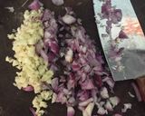 Hình bước làm 2 của món Cá hú kho, canh bí nấu xương chân gà