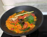 Foto langkah ke 2 dari resep Ayam woku kemangi pedas.