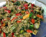 Foto langkah ke 3 dari resep Tongkol Suwir Full Bawang.