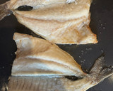 Foto del paso 3 de la receta: Dorada al horno con vuelcos 🐟