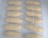 Foto langkah ke 5 dari resep Garlic Cheese Bread Ekonomis.