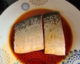 Une image de l'étape 1 de Udon au saumon.