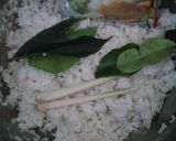 Foto langkah ke 1 dari resep Nasi Tim sosis ayam ekonomis.
