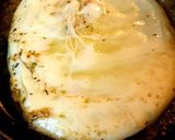 Foto del paso 2 de la receta: Provolone con rúcula, tomatines, cebolla roja grillados con miel