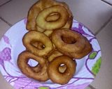 A picture of step 3 of My Semovita doughnuts.