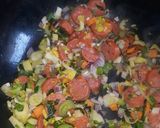 Foto del paso 3 de la receta: Arroz con frijoles y chorizo