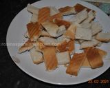 عکس مرحله 2 از دستور نان سوخاری عسلی