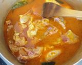 Foto langkah ke 2 dari resep Gulai Ayam & Telur Bumbu Instant Indofood.