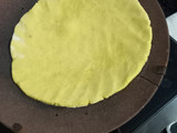 લસણ વાળો રોટલો (Garlic Rotlo Recipe In Gujarati)