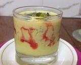 A picture of step 3 of Falooda custard shorts.