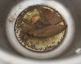A picture of step 4 of Stuffed Potato Curry (garam masala).