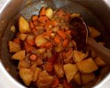 A picture of step 4 of Carrot with potato 🥕🥕🥔🥔.