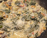 Foto del paso 8 de la receta: Acelgas con frutos secos a la crema de queso