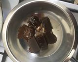 Valentin napi szív alakú Csokoládé erdei gyümölcs krémmel ♥️ recept fázis 1 fotója