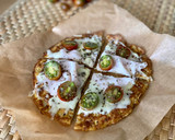 Foto del paso 4 de la receta: Mini pizza con base de coliflor en sartén