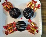A picture of step 5 of Chocolate truffles balls.