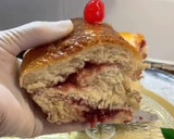 Foto del paso 22 de la receta: Brioche navideño con mermelada de frambuesas