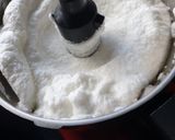 Une image de l'étape 4 de Gâteau moelleux au chocolat 🍫 chantilly 😋.