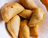 A picture of step 8 of Mawa Gujiya 🍯🍯.