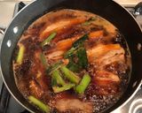 A picture of step 5 of Japanese style braised pork.