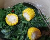 Foto langkah ke 2 dari resep Bening Bayam Jagung.