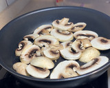 Foto del paso 1 de la receta: Tortilla de champiñones