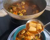 Foto langkah ke 5 dari resep Tom yam Thailand.
