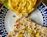 Foto del paso 2 de la receta: Bocadillo entre tortillas