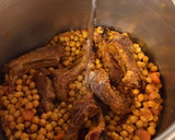 Foto del paso 10 de la receta: Garbanzos guisados con costillas