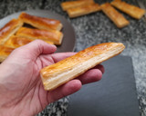 Foto del paso 8 de la receta: Hojaldre de sardina marinada en pomelo con salsa criolla