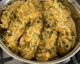 દૂધી મેથીના મુઠીયા (Dudhi Methi Muthia Recipe In Gujarati) રેસીપી સ્ટેપ2ફોટો