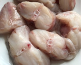 Foto del paso 1 de la receta: Cazuela de rape con gambones y langostinos 🦐 / Suquet de rap