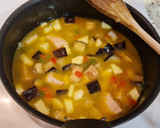 Foto del paso 6 de la receta: Guiso de pollo con berenjena, calabacín y pimientos