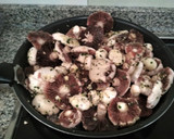 Foto del paso 2 de la receta: Champiñones silvestres al ajillo