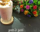A picture of step 3 of Strawberry Falooda.