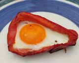 Foto del paso 4 de la receta: Pimentón asado a la parrilla con huevo