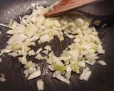 A picture of step 3 of Tuna And Sweetcorn Pasta.