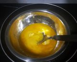 Foto langkah ke 3 dari resep Bolu Jadul Marmer.