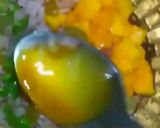 A picture of step 4 of Fruity salsa.