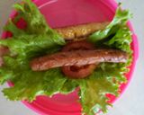 Foto langkah ke 3 dari resep Hotdog simple ala lucy's.
