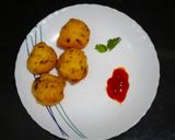 A picture of step 4 of Urad Dal Pakode (Fritters).