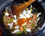 A picture of step 1 of Colorado Omlette.