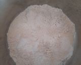 A picture of step 2 of Rava dosa.