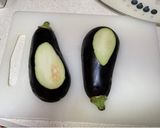 Foto del paso 1 de la receta Berenjenas rellenas de carne al horno