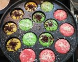Foto langkah ke 3 dari resep Kue Cubit Lembut Ngembang.