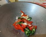 Foto langkah ke 4 dari resep Tumis Pare Tuna.