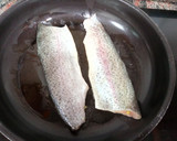 Foto del paso 2 de la receta: Filetes de trucha al toque de limón