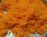 A picture of step 1 of Orange gazar ka halwa.