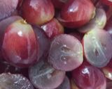 Foto del paso 1 de la receta: Ensalada Navideña de Uvas y Lechuga