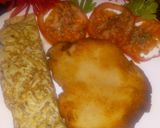 Foto del paso 4 de la receta: Milanesa de 🐥 C/🍅y Omelette con cebolla 😋